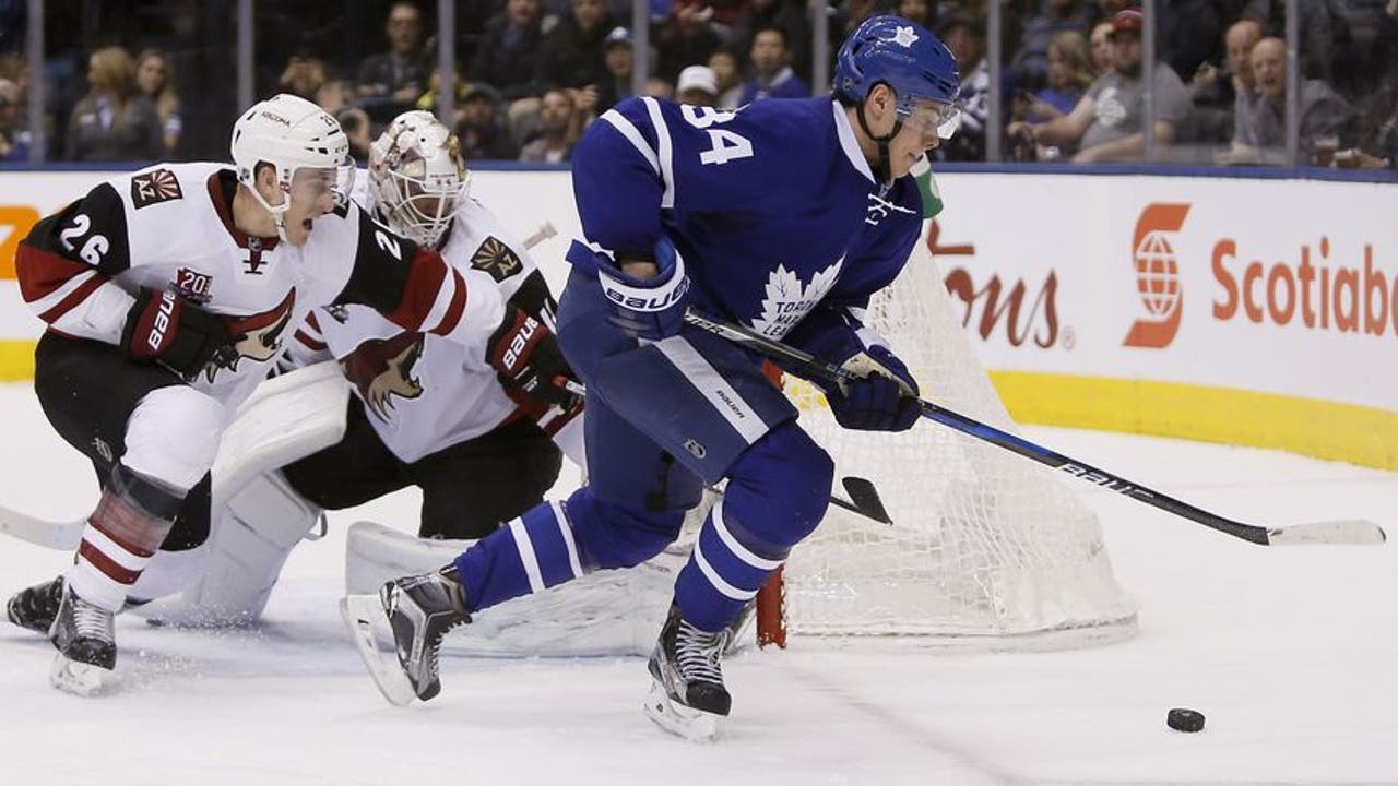 Toronto Maple Leafs Lose Third Straight Game Versus Arizona